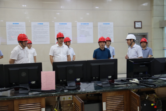 湖南能源監(jiān)管辦黨組成員、副專員劉志成帶隊督導檢查湖南發(fā)展株洲航電分公司安全生產工作